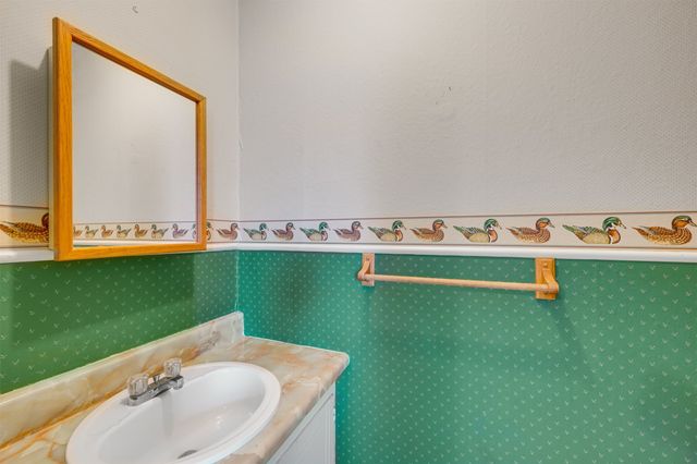 235 Elizabeth Lane, Blossom, TX 75416