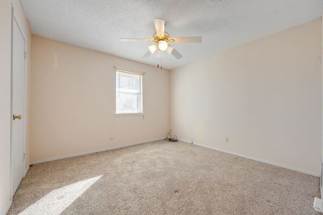 235 Elizabeth Lane, Blossom, TX 75416