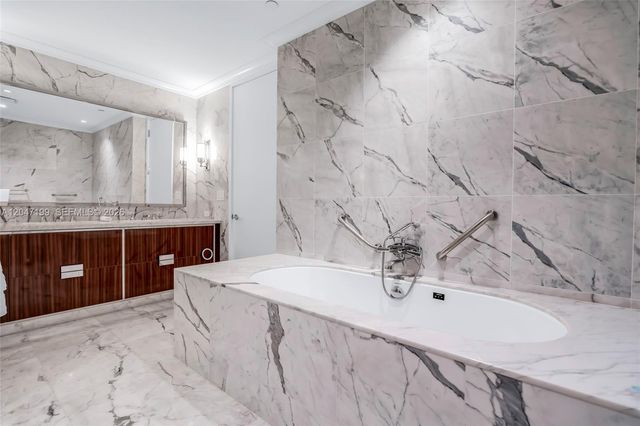 15701 Collins Avenue 2903, Sunny Isles Beach, FL 33160