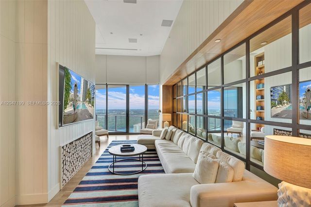 15701 Collins Avenue 2903, Sunny Isles Beach, FL 33160