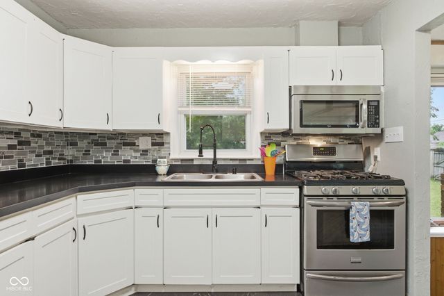 7824 E Hanna Avenue, Indianapolis, IN 46239