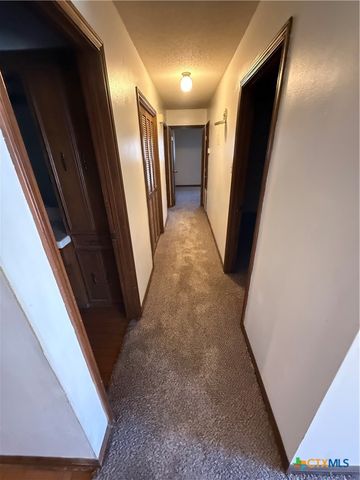 608 King Arthur Street, Victoria, TX 77904