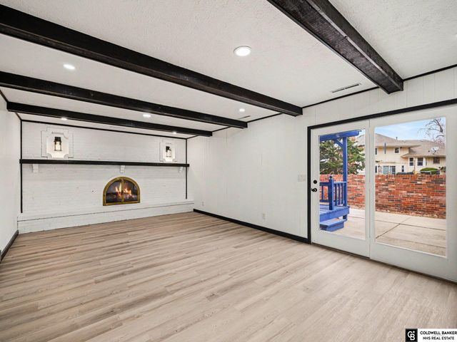 13910 Shirley Street, Omaha, NE 68144