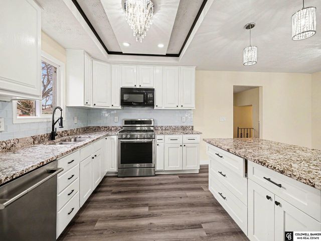 13910 Shirley Street, Omaha, NE 68144