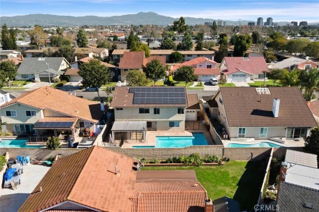 3018 S Pacific Avenue, Santa Ana, CA 92704