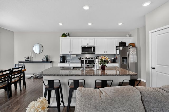 2713 NW 41st Street, Ankeny, IA 50023