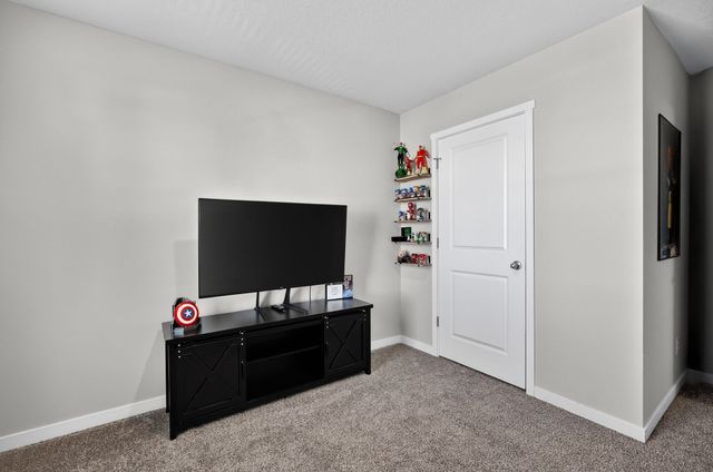 2713 NW 41st Street, Ankeny, IA 50023