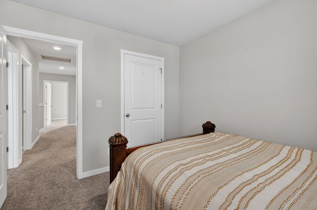 2713 NW 41st Street, Ankeny, IA 50023