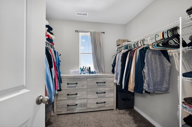 2713 NW 41st Street, Ankeny, IA 50023