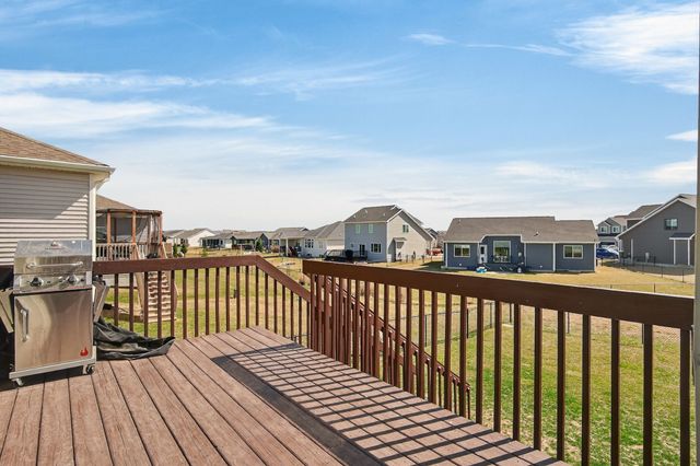 2713 NW 41st Street, Ankeny, IA 50023