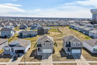 2713 NW 41st Street, Ankeny, IA 50023