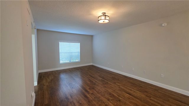 5090 Fairways Circle H105, Vero Beach, FL 32967