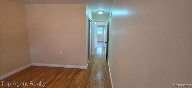 5625 Putnam Drive, West Bloomfield, MI 48323