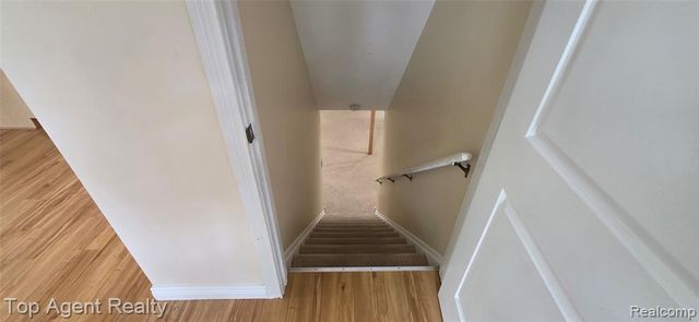 5625 Putnam Drive, West Bloomfield, MI 48323