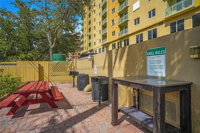 3500 Coral Way 1010, Miami, FL 33145