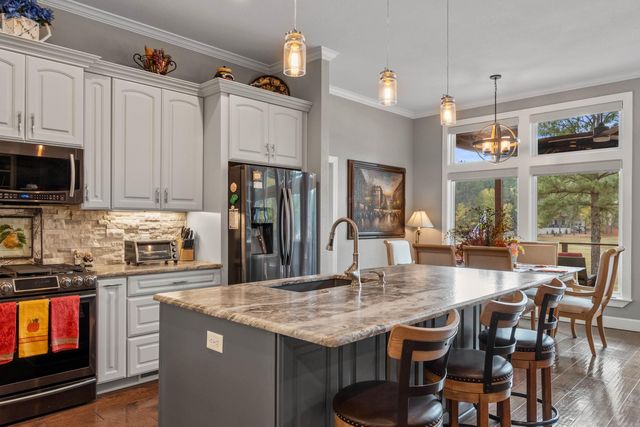 37 Terreno Lane, Hot Springs Village, AR 71909