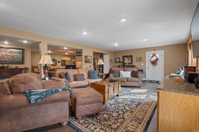 37 Terreno Lane, Hot Springs Village, AR 71909