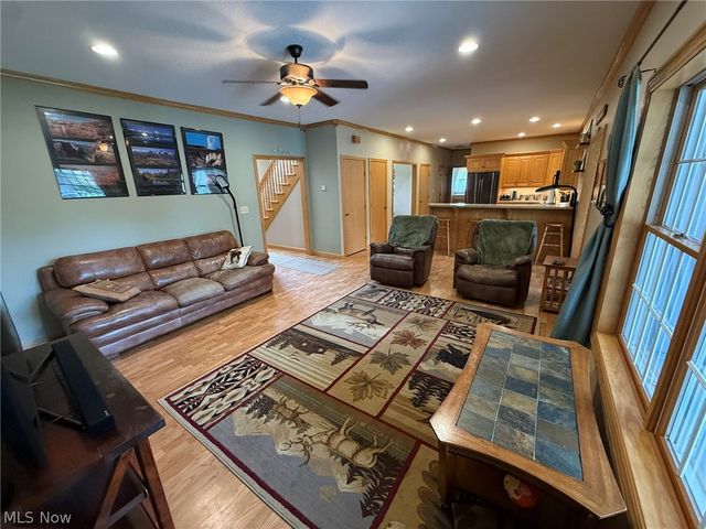734 Pga Boulevard NE, New Philadelphia, OH 44663