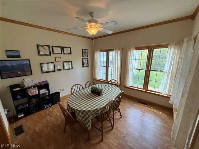 734 Pga Boulevard NE, New Philadelphia, OH 44663