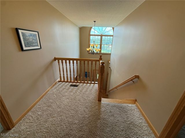 734 Pga Boulevard NE, New Philadelphia, OH 44663