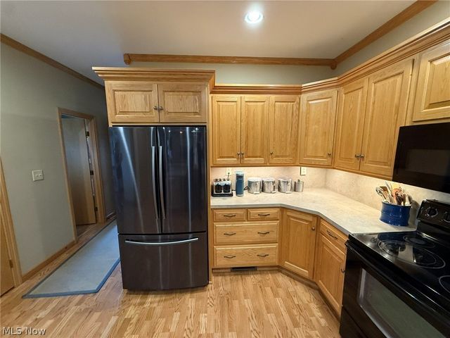 734 Pga Boulevard NE, New Philadelphia, OH 44663