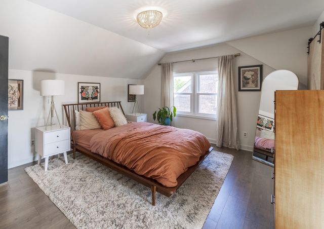 6828 Schneider Avenue, Hammond, IN 46323