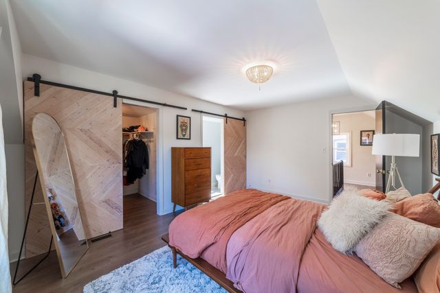 6828 Schneider Avenue, Hammond, IN 46323