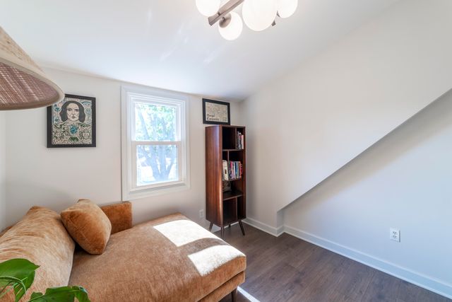 6828 Schneider Avenue, Hammond, IN 46323