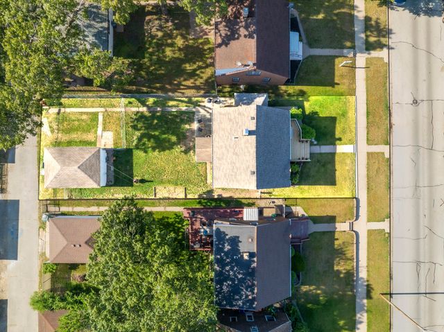6828 Schneider Avenue, Hammond, IN 46323
