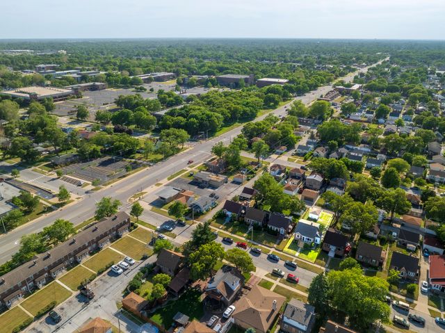 6828 Schneider Avenue, Hammond, IN 46323
