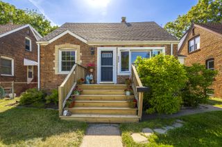 6828 Schneider Avenue, Hammond, IN 46323