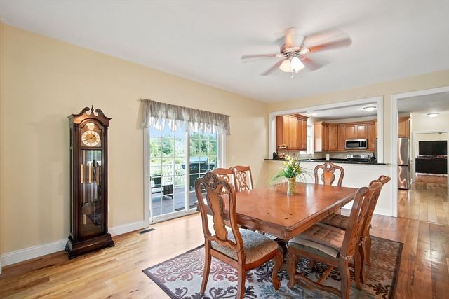 54 College Hwy, Southwick, MA 01077