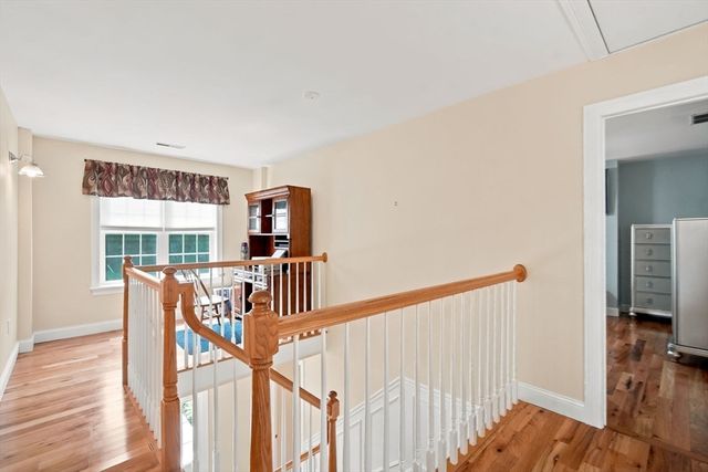 54 College Hwy, Southwick, MA 01077