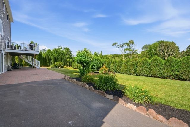 54 College Hwy, Southwick, MA 01077