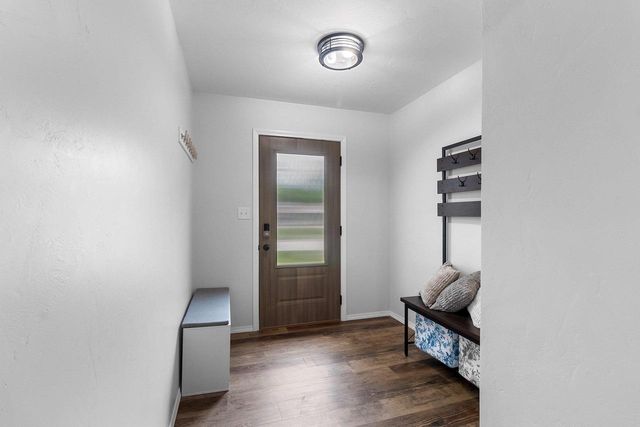 1221 E HANSON DRIVE, Appleton, WI 54915