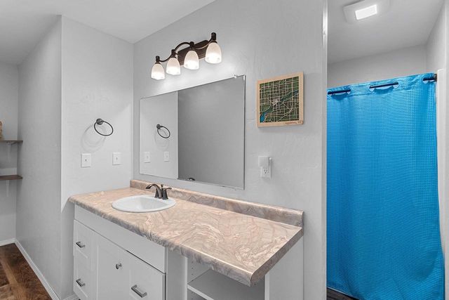 1221 E HANSON DRIVE, Appleton, WI 54915