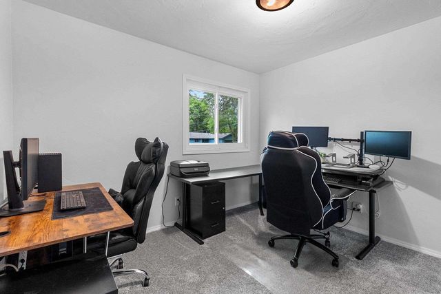 1221 E HANSON DRIVE, Appleton, WI 54915