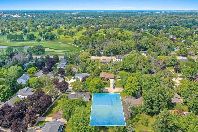 1221 E HANSON DRIVE, Appleton, WI 54915