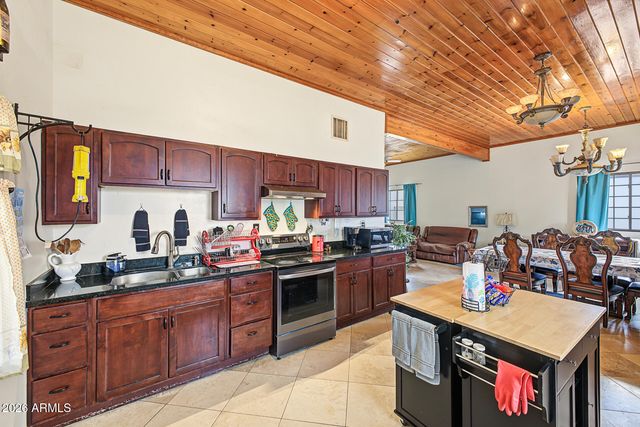 3730 E TAYLOR Street, Phoenix, AZ 85008
