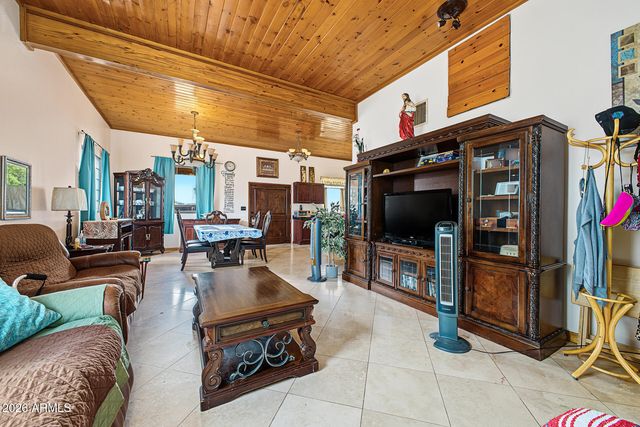 3730 E TAYLOR Street, Phoenix, AZ 85008