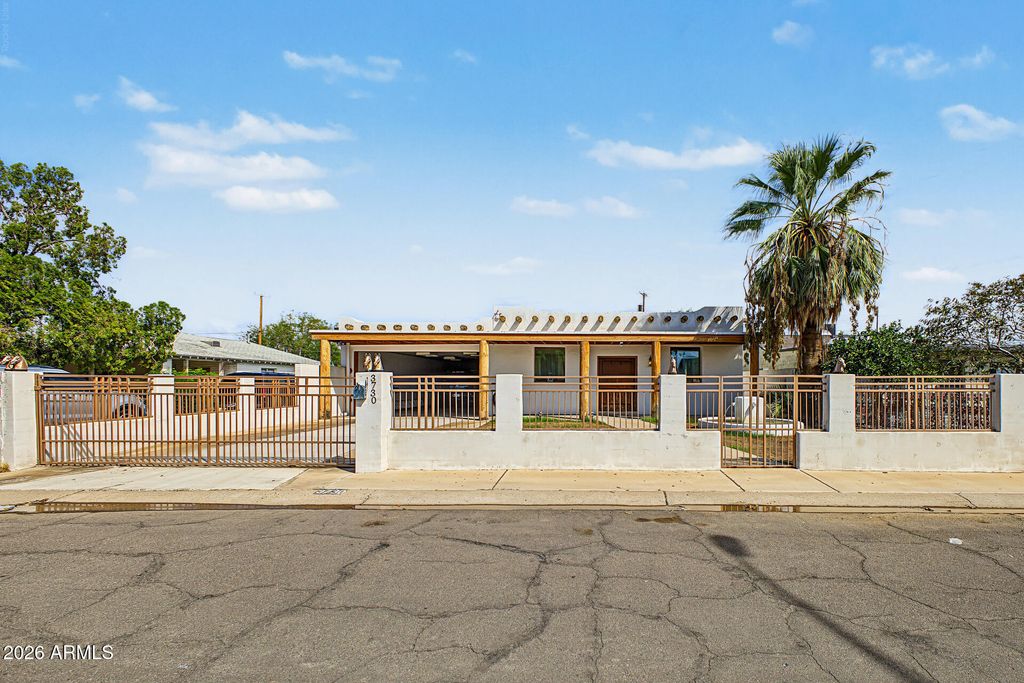 3730 E TAYLOR Street, Phoenix, AZ 85008 — photo 3