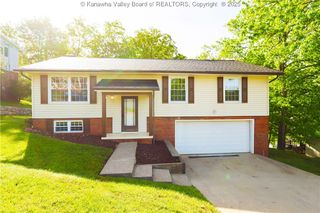 108 Norwood Road, Nitro, WV 25143