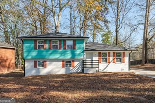 7336 Camelot Court, Riverdale, GA 30296