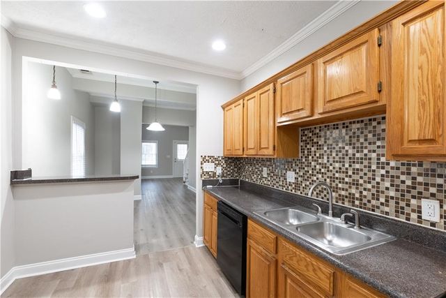 3136 E Point Street, East Point, GA 30344