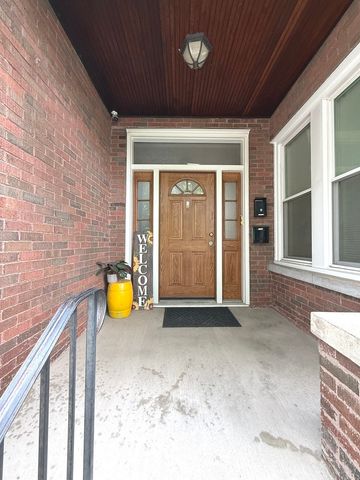 9237 S Paxton Avenue 1, Chicago, IL 60617