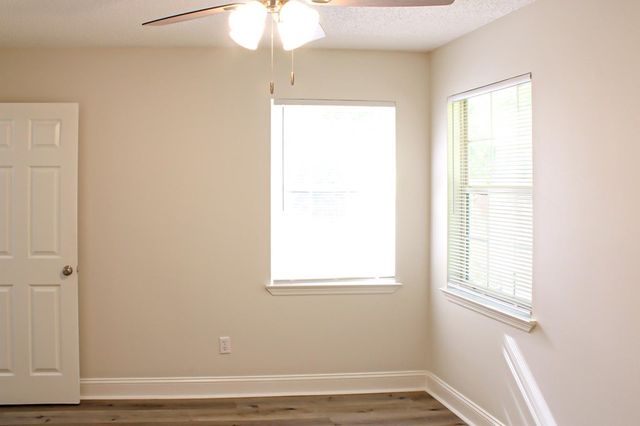 1943 Bluestone Loop, Hinesville, GA 31313