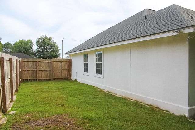 1943 Bluestone Loop, Hinesville, GA 31313