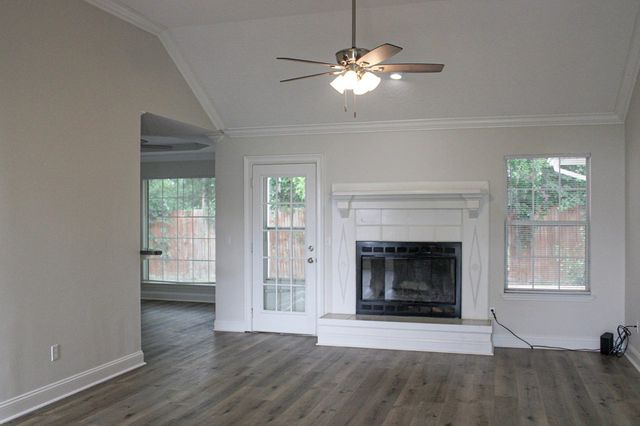 1943 Bluestone Loop, Hinesville, GA 31313