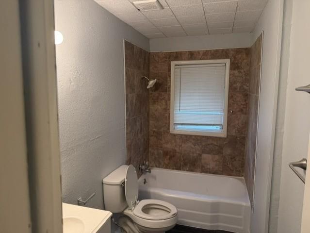 3104 E 53RD Street, Kansas City, MO 64130
