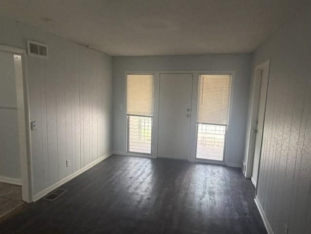 3104 E 53RD Street, Kansas City, MO 64130